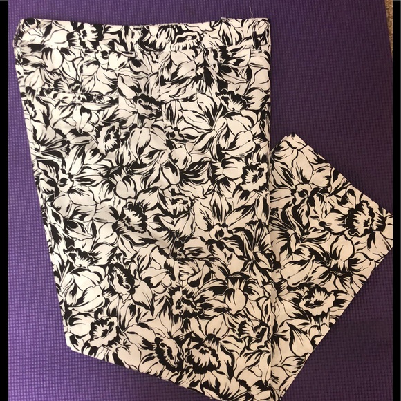 Jones New York Pants - JONES NEW YORk COUNTRY CROP PANTS